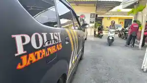 Polres-Pamekasan-mengamankan-dan-memeriksa-pelaku-penganiayaan-inisial-R-Jumat.jpg