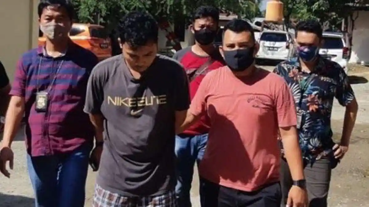 Modal Postur Tubuh Gagah, Pria Mengaku-ngaku Perwira Polisi Ini Tipu & Kencani Belasan Cewek