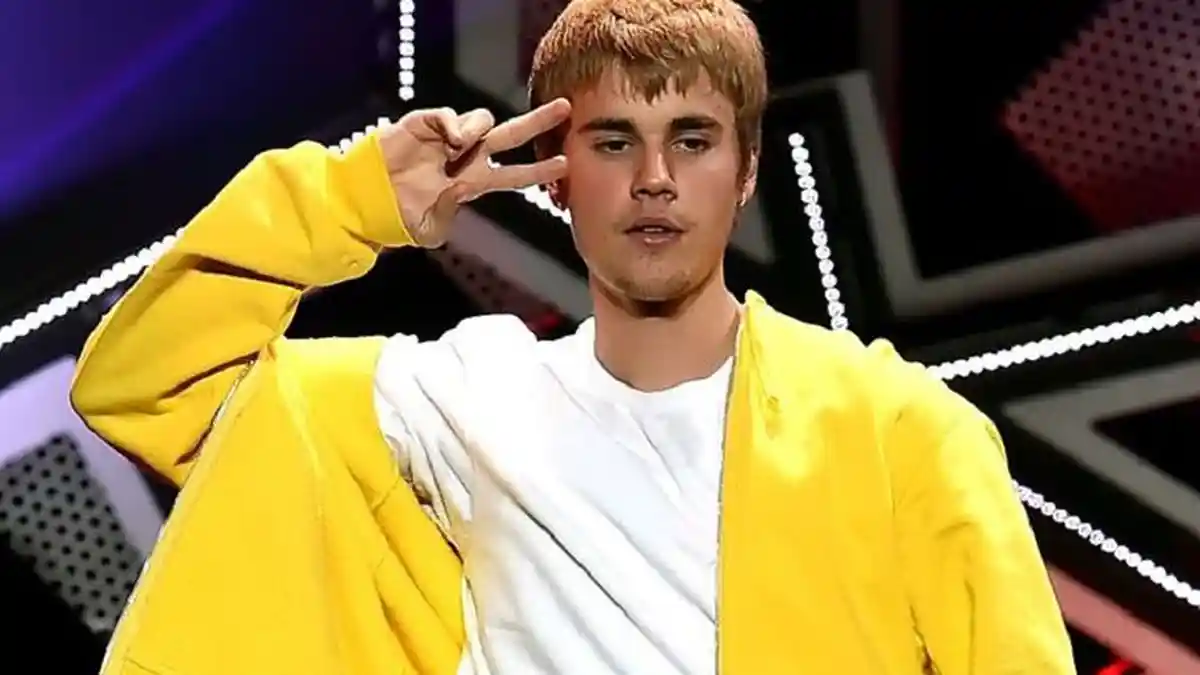 Lirik Lagu That Should Be Me - Justin Bieber ft. Rascal Flatts