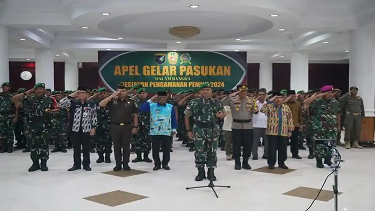 Danrem 121/Abw Pimpin Apel Gelar Pasukan Dalam Rangka Kesiapan Pengamanan Pemilu 2024