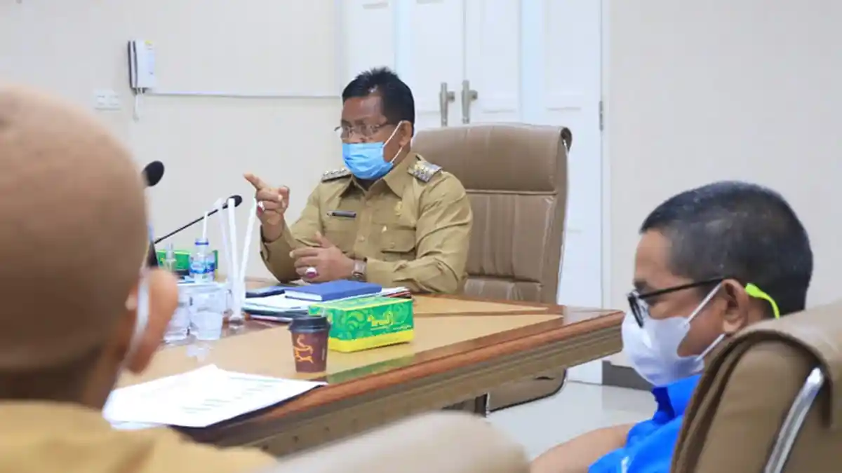 Wali Kota Kukuhkan Direksi Perumdam Tirta Daroy Periode 2022-2027, Ingatkan Soal PAD