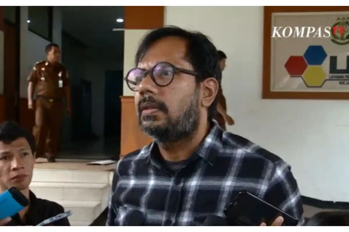 Haris Azhar Soroti 100 Hari Pemerintahan Jokowi: Enggak Ada Tanda-tanda Positif