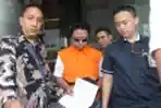 KPK Tahan Romahurmuziy
