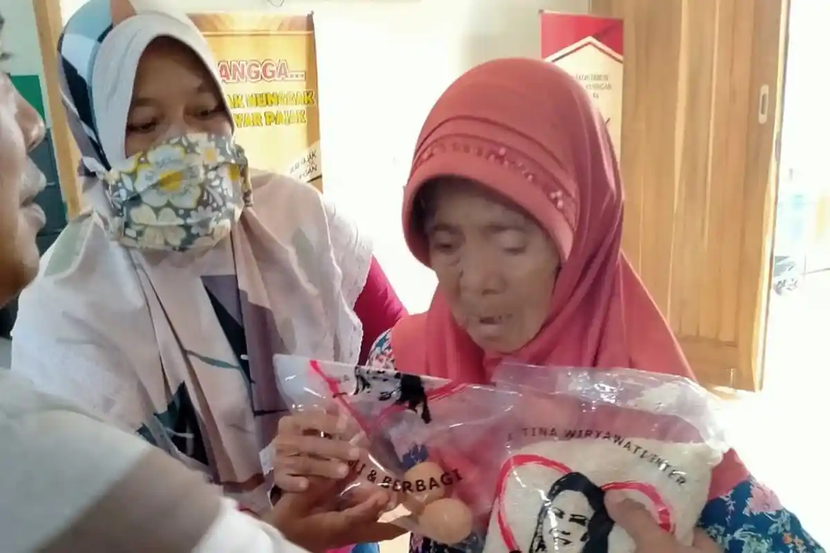 Sudah Diuji Coba 600 Lansia di Negara Ini, Pemberian Vaksin CoronaVac Aman, Tapi Perhatikan Hal Ini