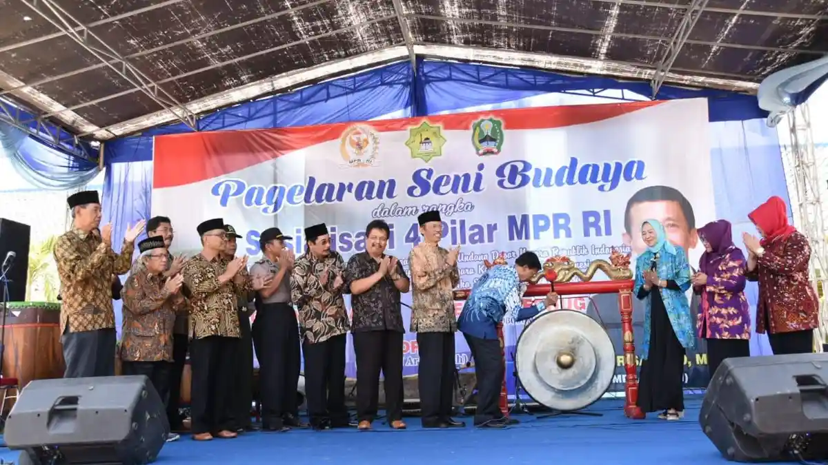 Memasyarakatkan Empat Pilar di Kaki Gunung Lawu