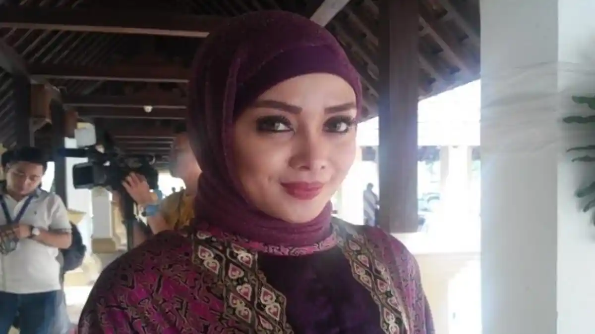 Terry Putri Jatuh Sakit Setelah Rumahnya Kemalingan, Brankas Berisi Perhiasan dan Tabungan Raib