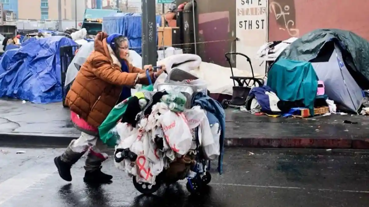 Gelandangan dan Pengangguran di Amerika Serikat Melonjak Tinggi