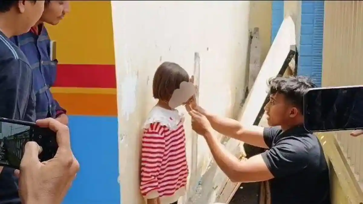 SOSOK Kakak Kelas Pelaku Colok Mata Siswi SD Gresik hingga Buta Hobi Malak? Uang Korban Sering Habis