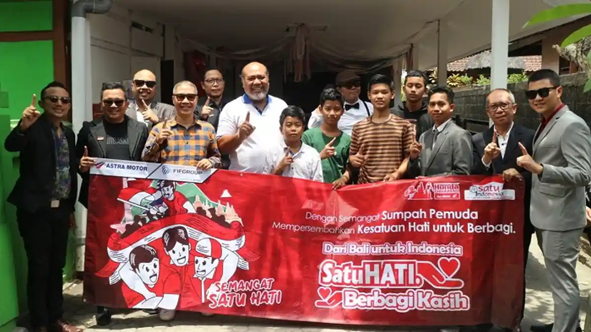 Peringati Sumpah Pemuda, Astra Motor Bali Kunjungi Panti Asuhan 