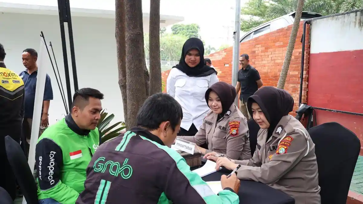 Kesehatan Ratusan Ojol Diperiksa Tim Dokkes Polresta Bandara Soetta, Terbanyak Alami Hipertensi