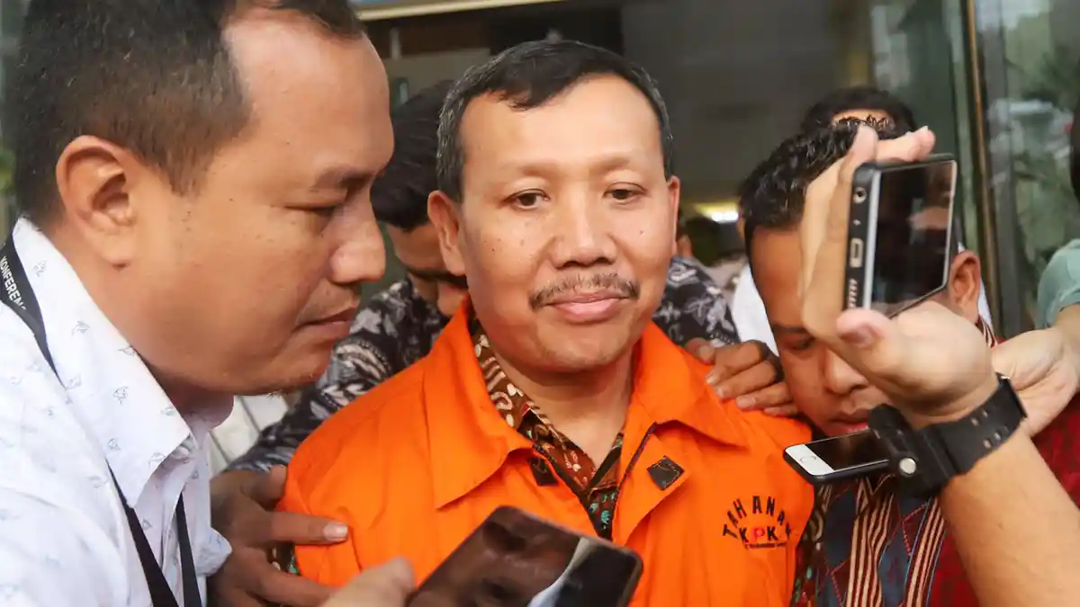 Jadi Tersangka Kasus Suap Meikarta, Sekda Pemprov Jabar Resmi Ditahan KPK