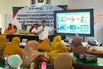 Tim PKM UNM Latih Guru SMPN 30 Makassar Kembangkan Modul Ajar Berbasis Google Sites dan AI