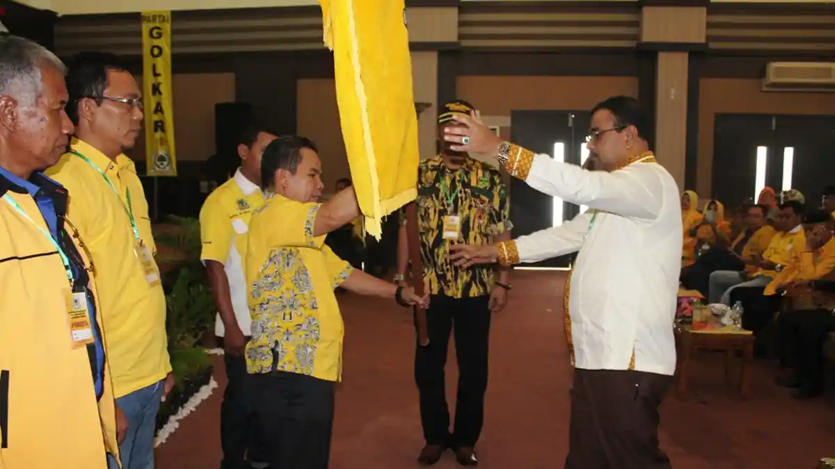 Rosmeri, Istri Wakil Gubernur Kepri di-PAW Golkar di DPRD Karimun. Ini Penyebabnya!