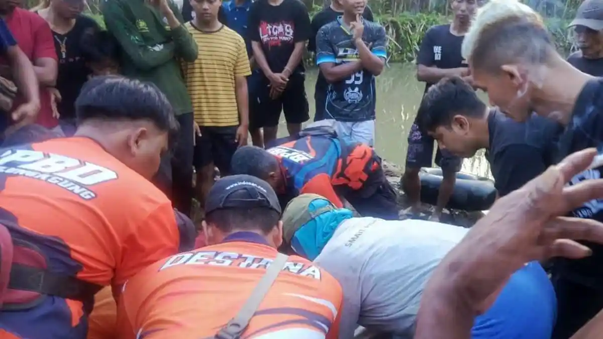 Pemancing Cilik dari Desa Sidem Tulungagung Tenggelam di Blumbang saat Pamit Mencari Udang