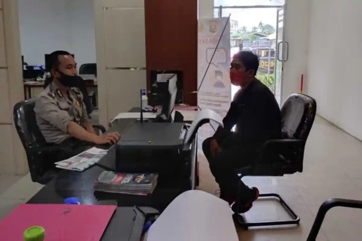 Detik-detik Suami Lindungi dan Peluk Istri yang Hamil 7 Bulan Saat Ditodong Begal dengan Senjata Api