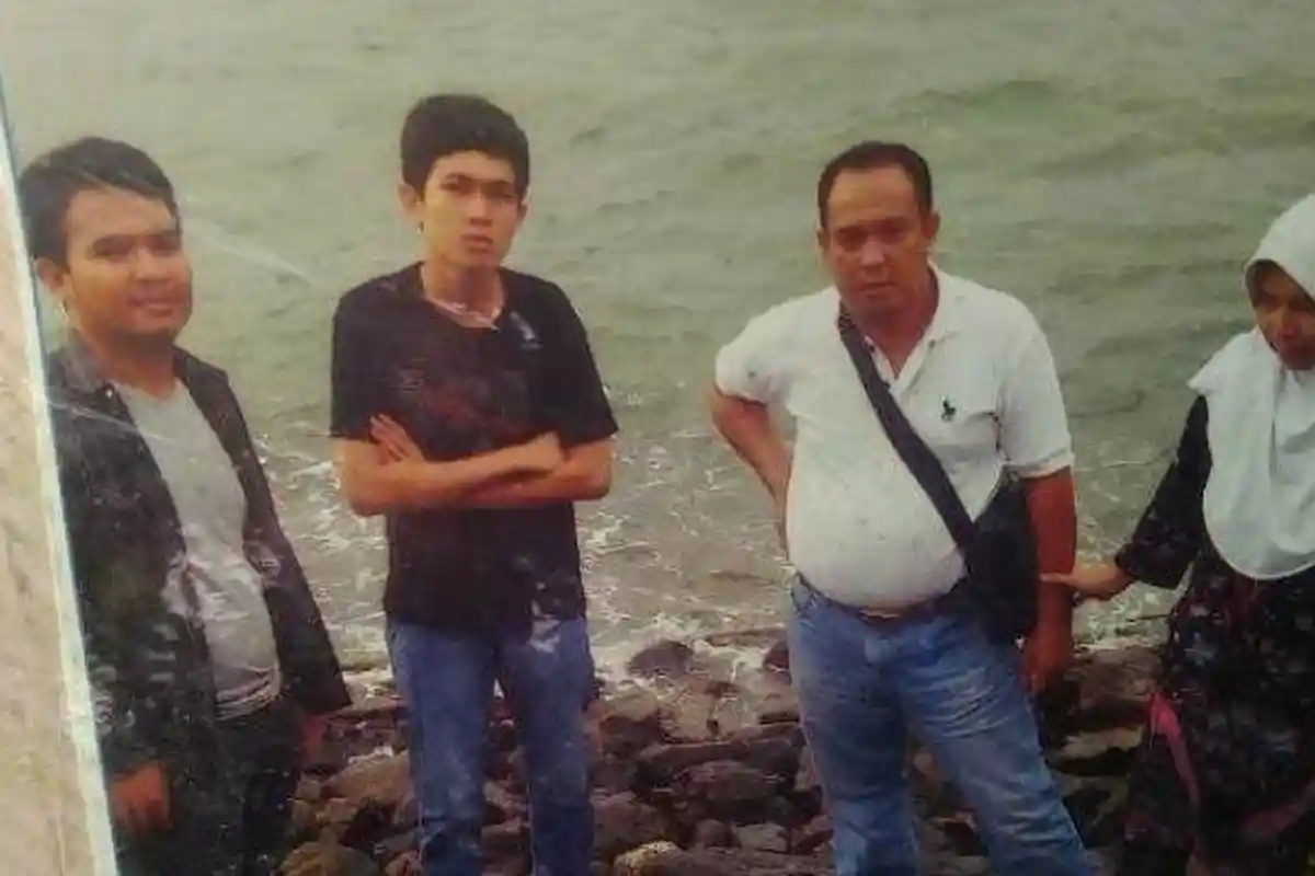 Inilah Foto 1 Keluarga Pelaku Pembunuh Calon Pengantin Rio Pambudi di Palembang,Dikenal Tempramental