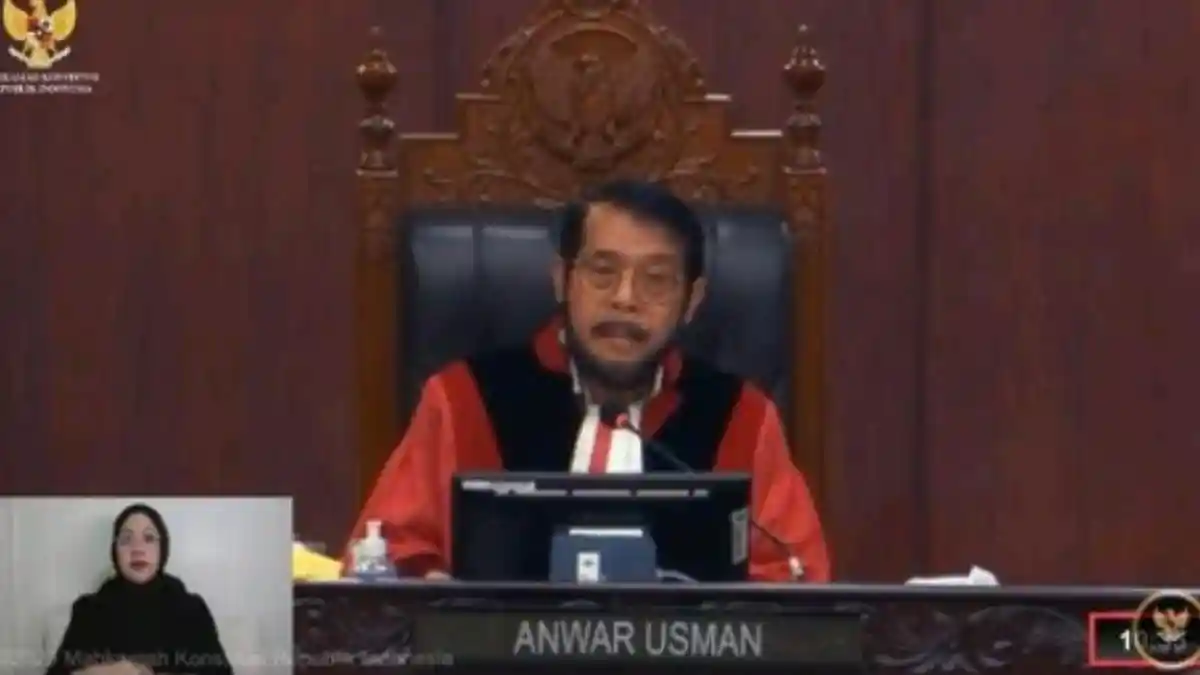 PUTUSAN MK: Bisa Capres-Cawapres di Bawah Usia 40 Asal Berpengalaman, Gibran Langsung Pamer Kinerja