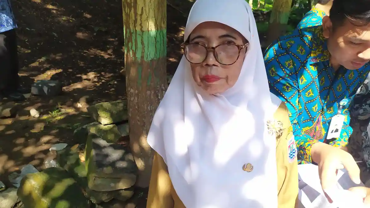Pengabdian Seorang Guru di Cimahi, Tak Lelah Mengajar Selama 35 Tahun Sedih Jika Murid Melawan Guru