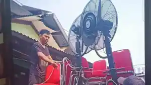 Kursi-dan-Blower-Kipas-Angin-ASDASD.jpg