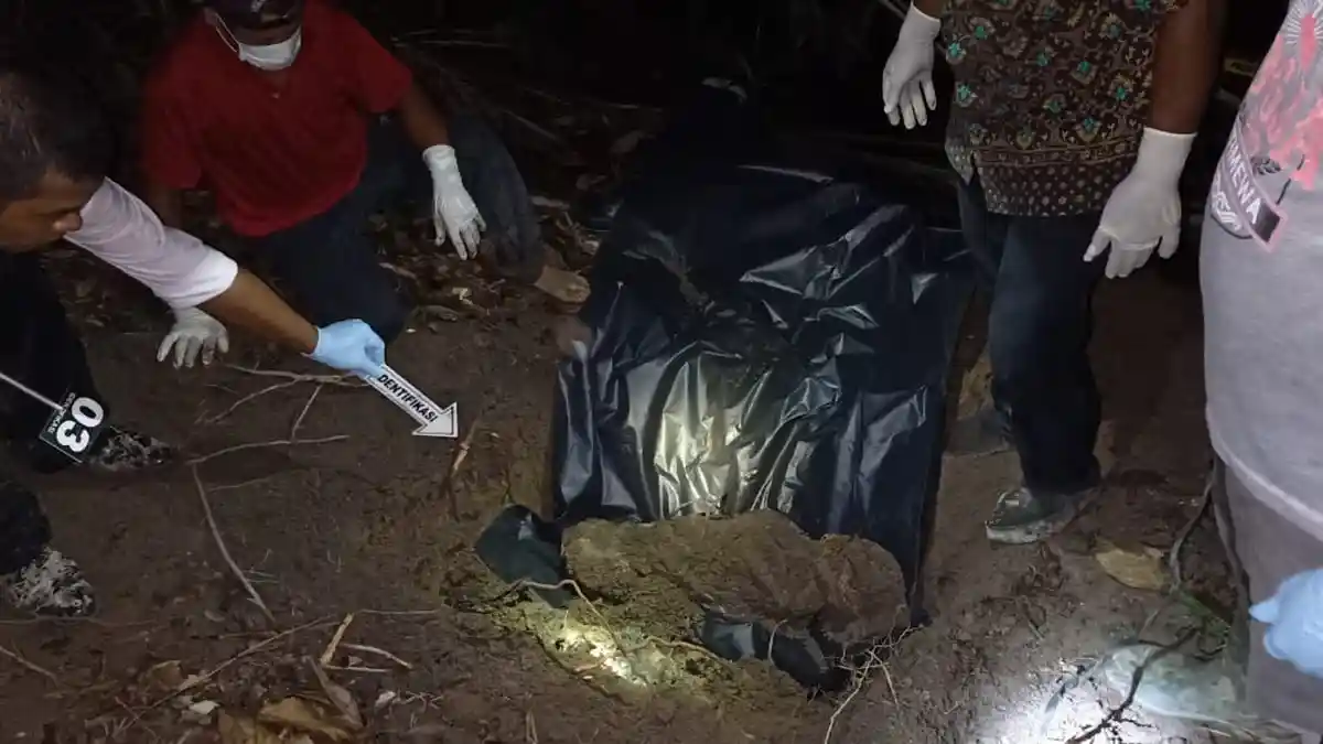 Terbongkar Kekejian Suami yang Langsung Makamkan Istrinya, Keluarga Syok saat Kuburan Digali