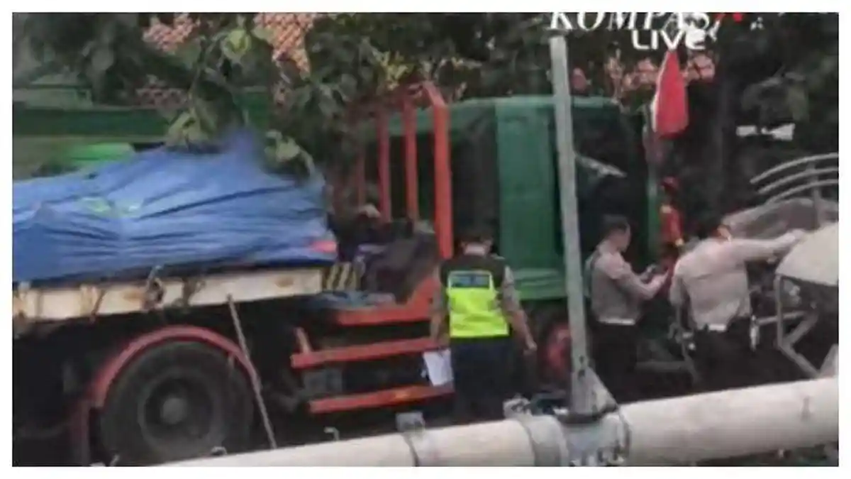Kecelakaan Truk di Jalan Sultan Agung Bekasi, Total Korban Luka Sudah 30 Orang