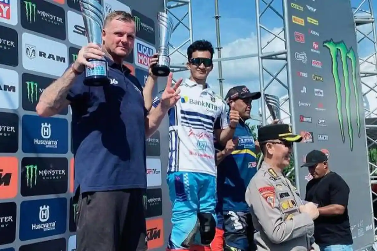 Crosser Binaan Bupati Lombok Tengah Akbar Gaung Juara Kelas MX Open MXGP Lombok 2024