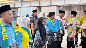 30042026-Pj-Sekda-Nunukan-berangkat-ibadah-haji-01.jpg