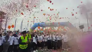peserta-Paramount-Color-Walk.jpg