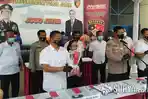 Komplotan Penadah Kendaraan ke Luar Negeri Ditangkap Polda Jatim, Dua Truk Kontainer Diamankan