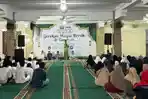 Dukung Kenyamanan Ibadah, Alfamidi-Unilever Kembali Bersihkan Ratusan Masjid di Indonesia