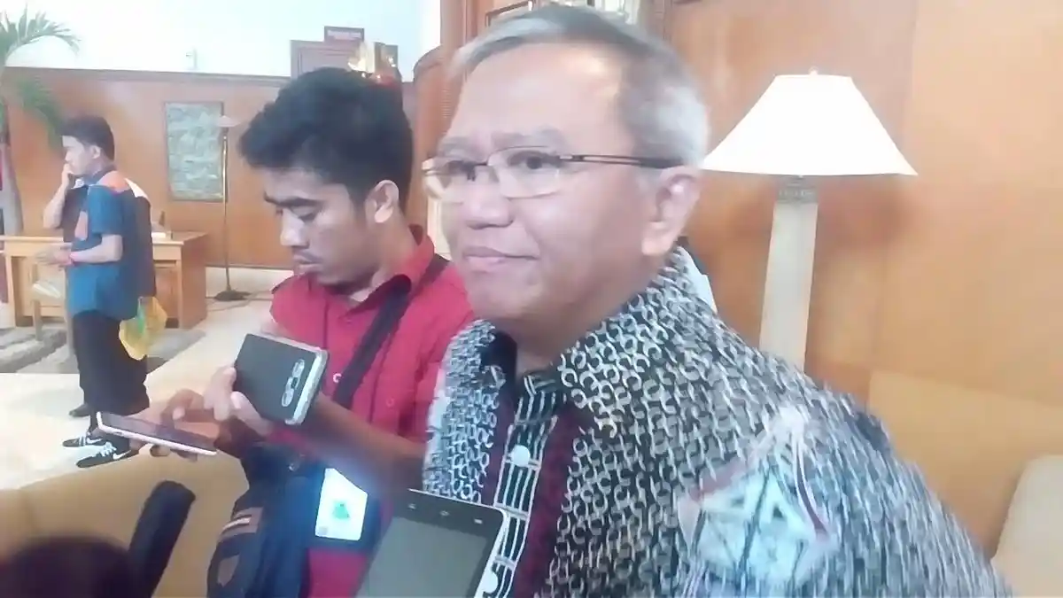 Wagub Sulsel Enam Jam Dicecar Pertanyaan, Bantah Terima Dana Bansos