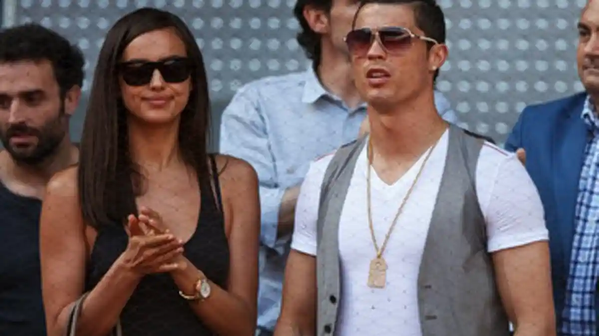 Irina Shayk Sudah Unfollow Akun Twitter Cristiano Ronaldo