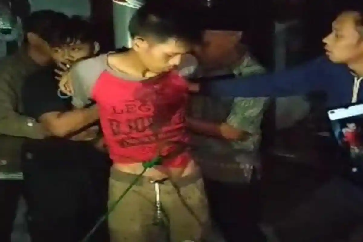 Kepergok Curi Pakaian Dalam, Pria Ponorogo Dihajar dan Diikat di Tiang Rumah Warga, Ending di Polsek