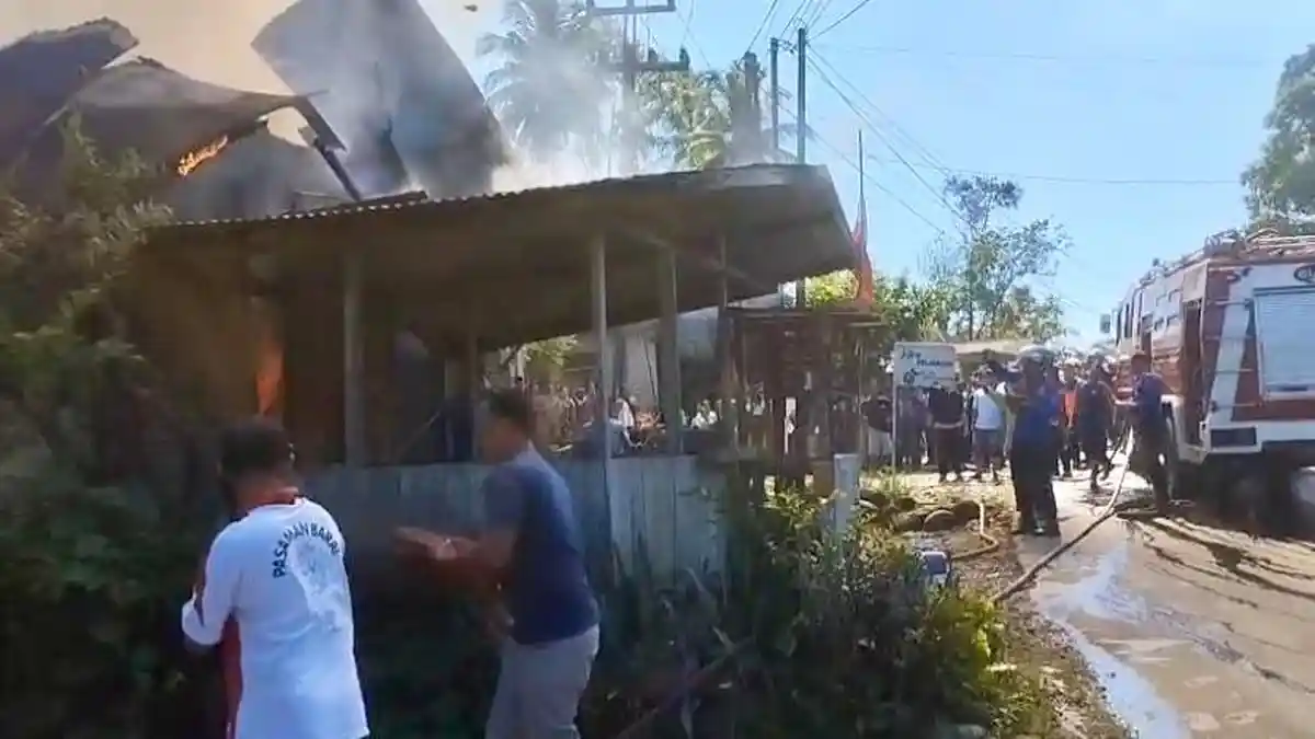 Gegara Rice Cooker Rumah di Pasaman Barat Hangus Dilalap Api,  Kerugian Rp200 Juta