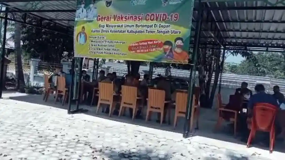 Dinkes Kabupaten TTU Buka Gerai Vaksin Covid-19 di Halaman Kantor