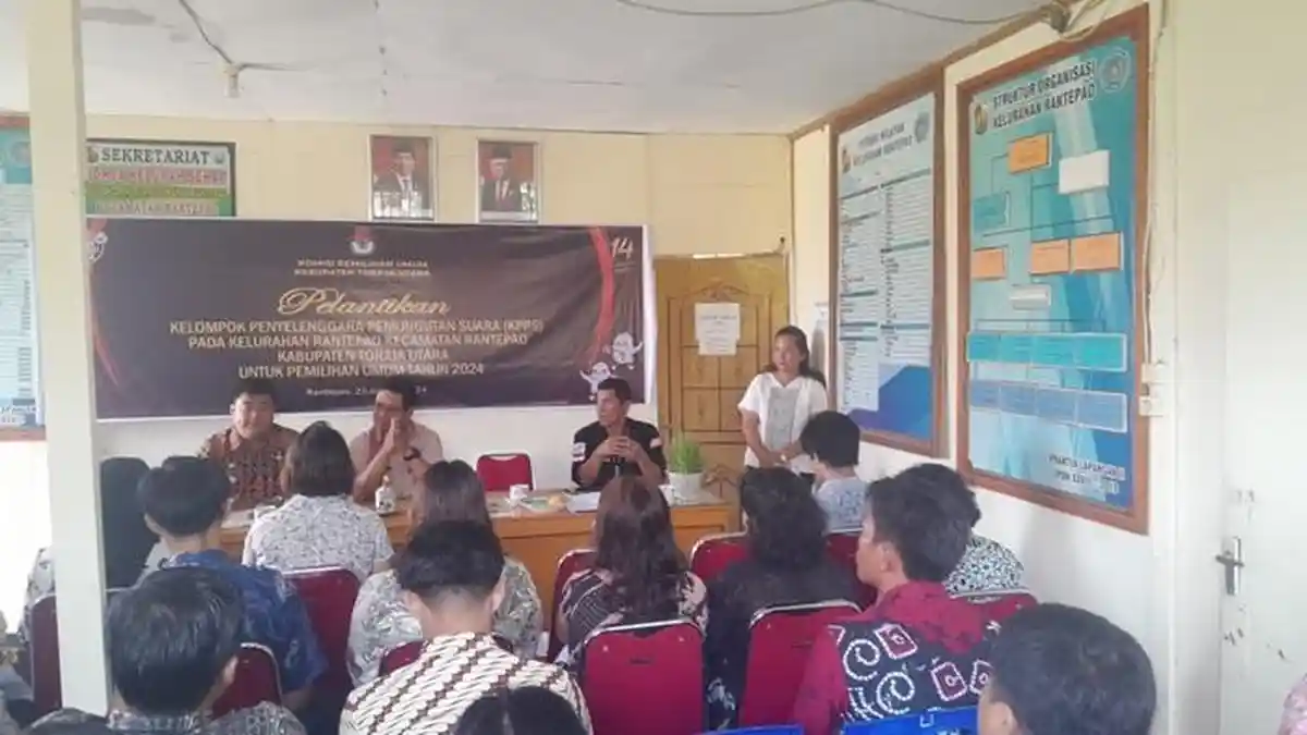 Resmi Dilantik, 42 Anggota KPPS Kelurahan Rantepao Diminta Independen dan Pantang Ditekan