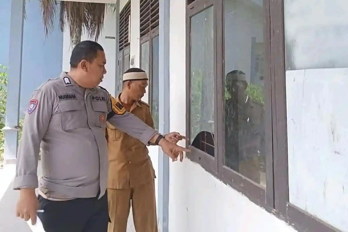 SMKN 6 Majene Rugi Rp 71 Juta Usai Fasilitas Praktik SiswaDigondol Maling Saat Libur Sekolah