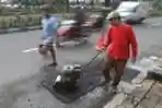 Perbaikan Jalan Berlubang Rasuna Said