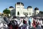 Shalat Idul Fitri 1442 H di Masjid Raya Al Mashun Medan