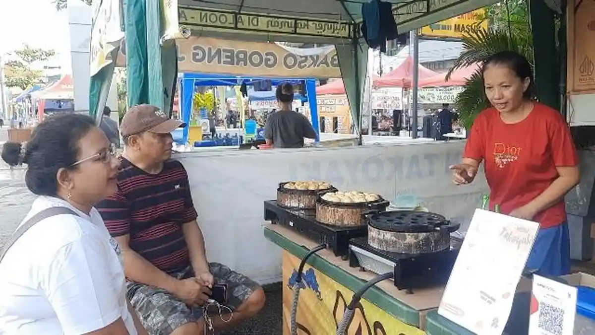 Berkah Ramadan bagi PKL Aloon-Aloon MAS Semarang, QRIS Bikin Makin Praktis