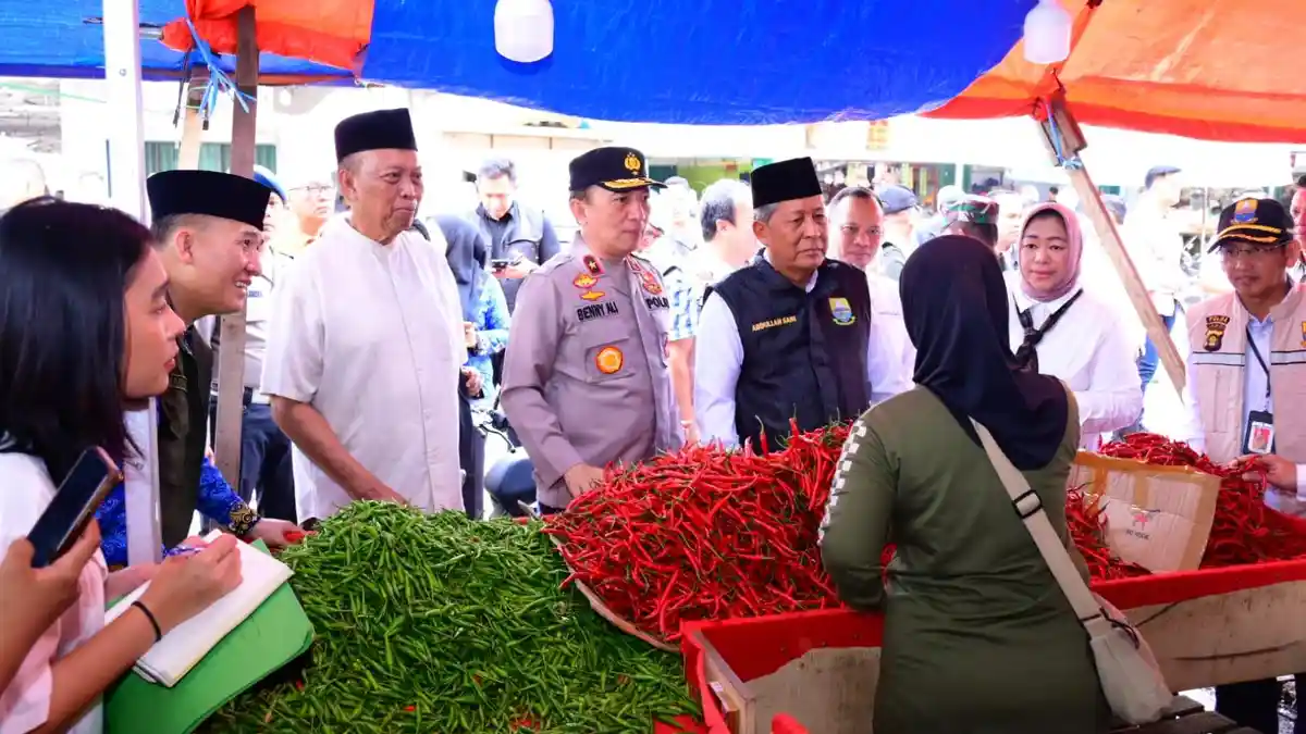 Wakapolda Jambi Bersama Satgas Pangan Sidak Pasar Angso Duo Jelang Ramadan 1447 H