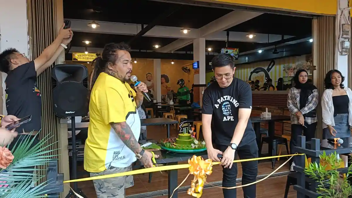 Dadar Beredar Hadir di Batam, Restoran Milik Babe Cabita dan King Abdi Diserbu Warga