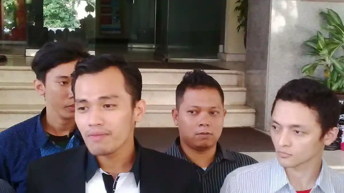 Dipolisikan Indra Bekti, Gigih : Let It Flow Aja