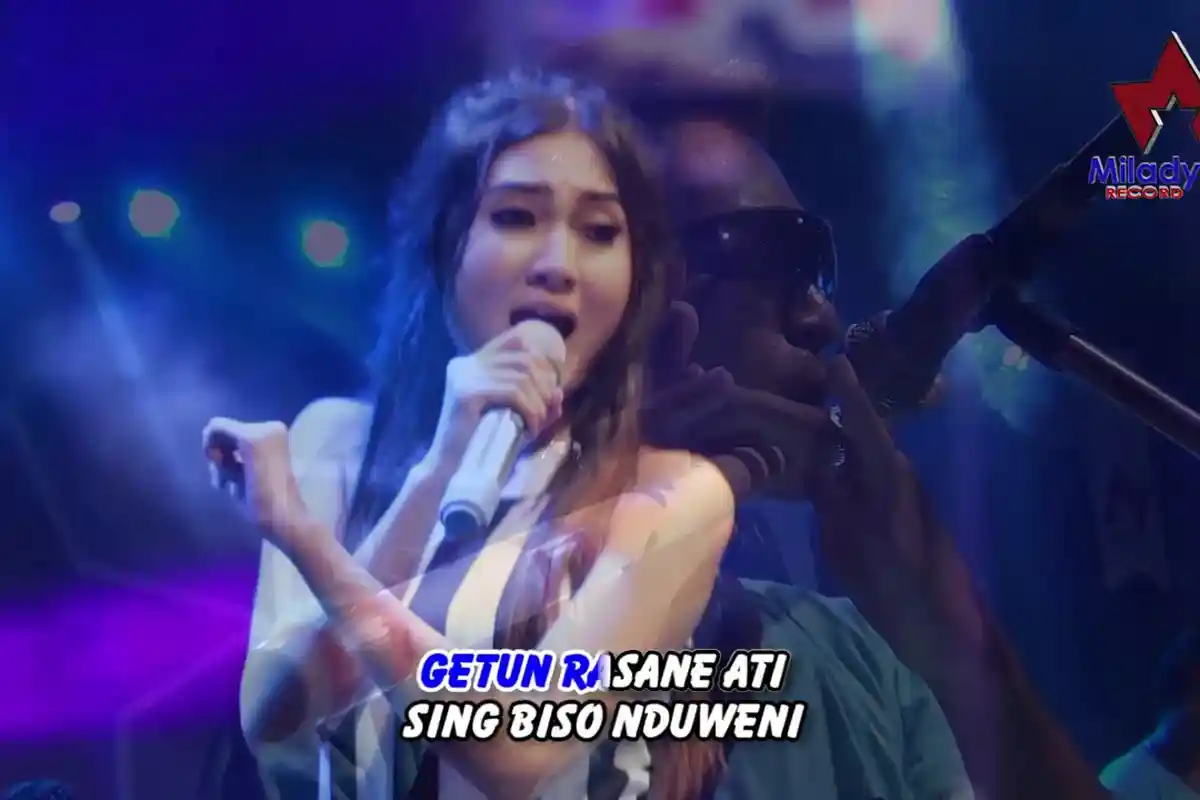 Kunci Chord Gitar Lagu Bisane Mung Nyawang - Nella Kharisma: Getun Rasane Ati Sing Biso Nduweni