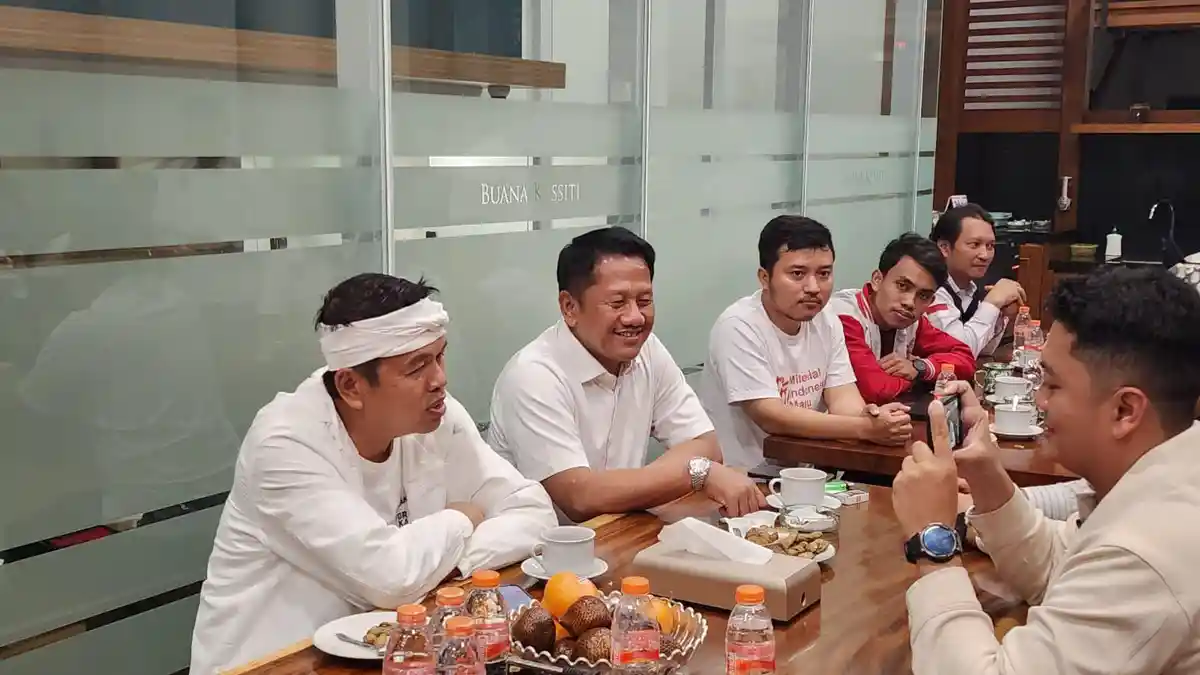 Paslon Jabar Istimewa Dapat Suntikan Dukungan dari Gabungan Relawan Jokowi