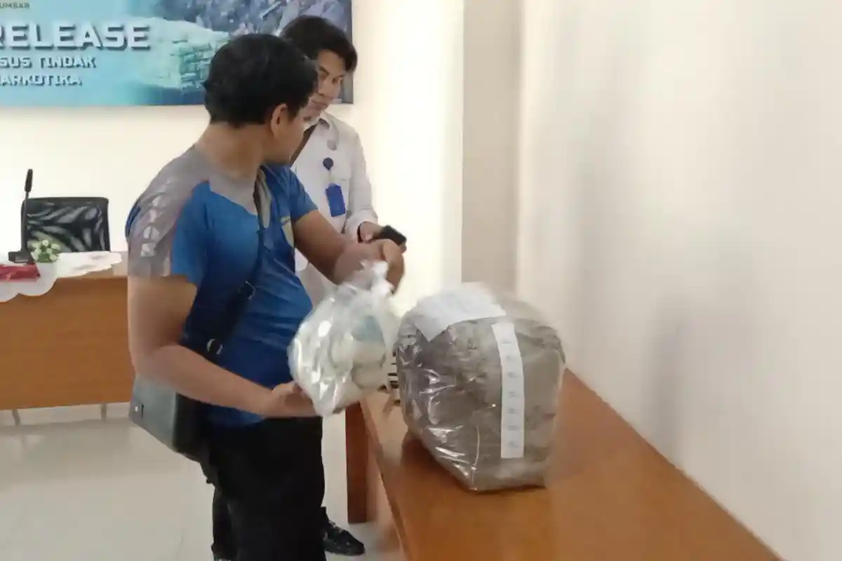 Kronologi Penangkapan 2 Pemuda Kurir Narkoba di Bypass Padang, Berawal dari Informasi Masyarakat