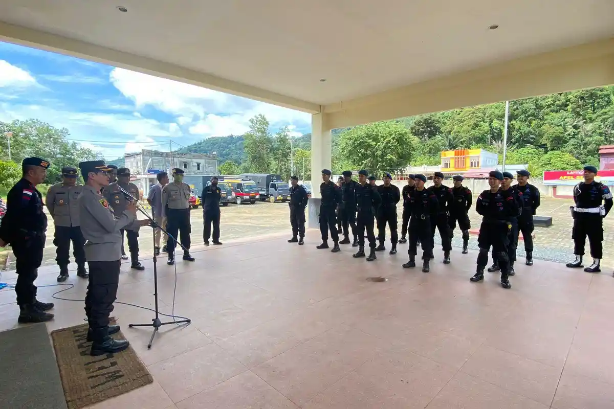Apel Pelepasan Pasukan BKO Kompi 4 Batalyon Pelopor Satbrimob Polda Kalbar untuk Pengamanan Pilkades
