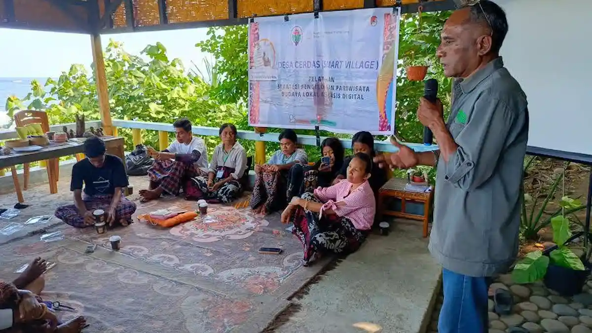 Ruang Komunitas Digital Desa Bola Sikka Gelar Pelatihan Berbasis Digital