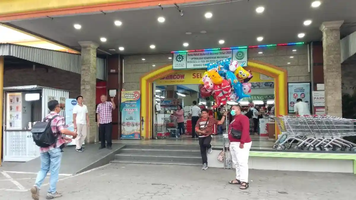 HOAKS Kabar Pasien Virus Corona Pingsan di Swalayan Meranti, Ini Bantahan Pemilik Swalayan