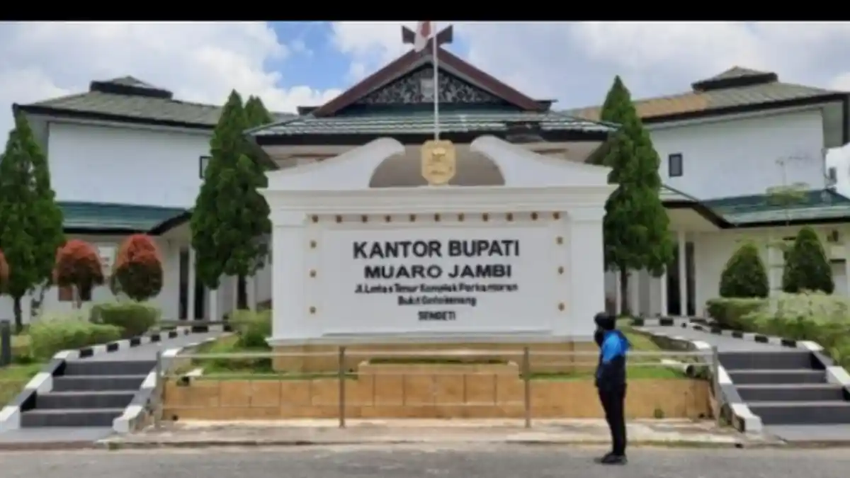 Bangunan Kantor Bupati Muarojambi akan Direhab Melihat Mulai Berlobang dan Berjamur